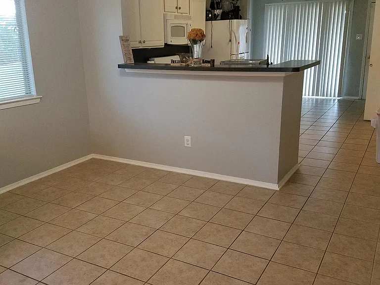 1585 Nichole Woods Dr — Photo 9