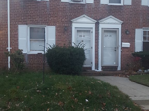 2nd image of 22530 106th Ave
