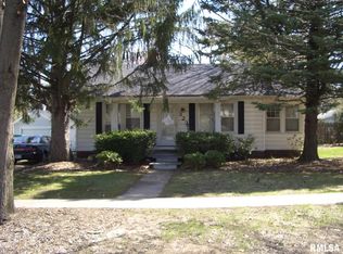 323 N Ward St, Macomb, IL 61455