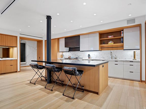 2nd image of 284 Lafayette St #5BB