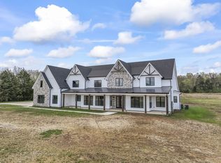 7340 Cobb Rd, Christiana, TN 37037