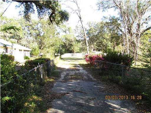 4th image of 6 Walters Ct