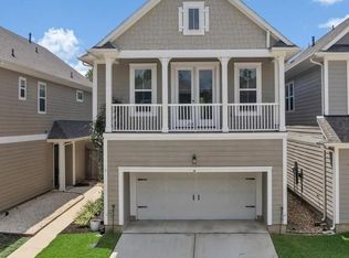 7 Thorpe Ln, Spring, TX 77389
