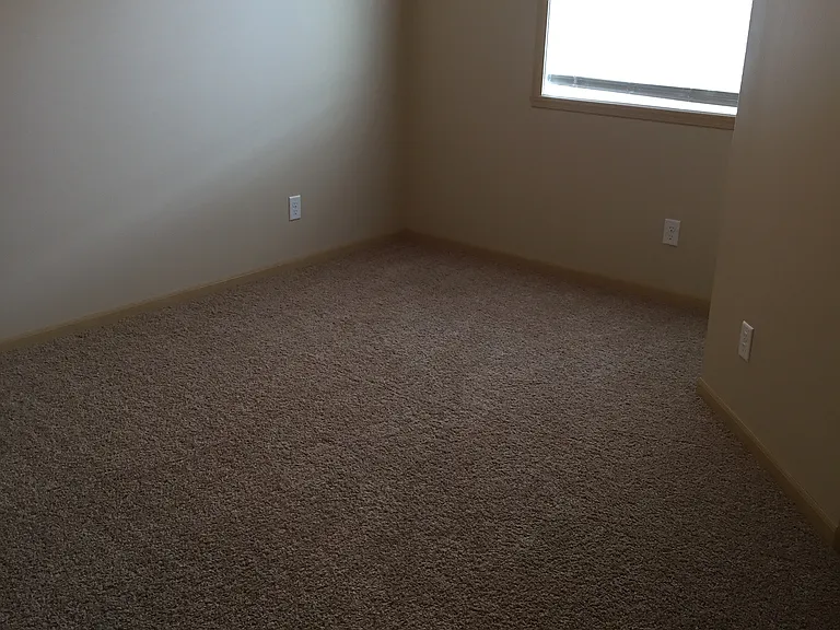 Skaff Apartments - Moorhead — Photo 189