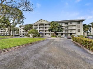 1703 Whitehall Dr APT 205, Davie, FL 33324