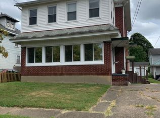 2412 Lynn St #A, Parkersburg, WV 26101
