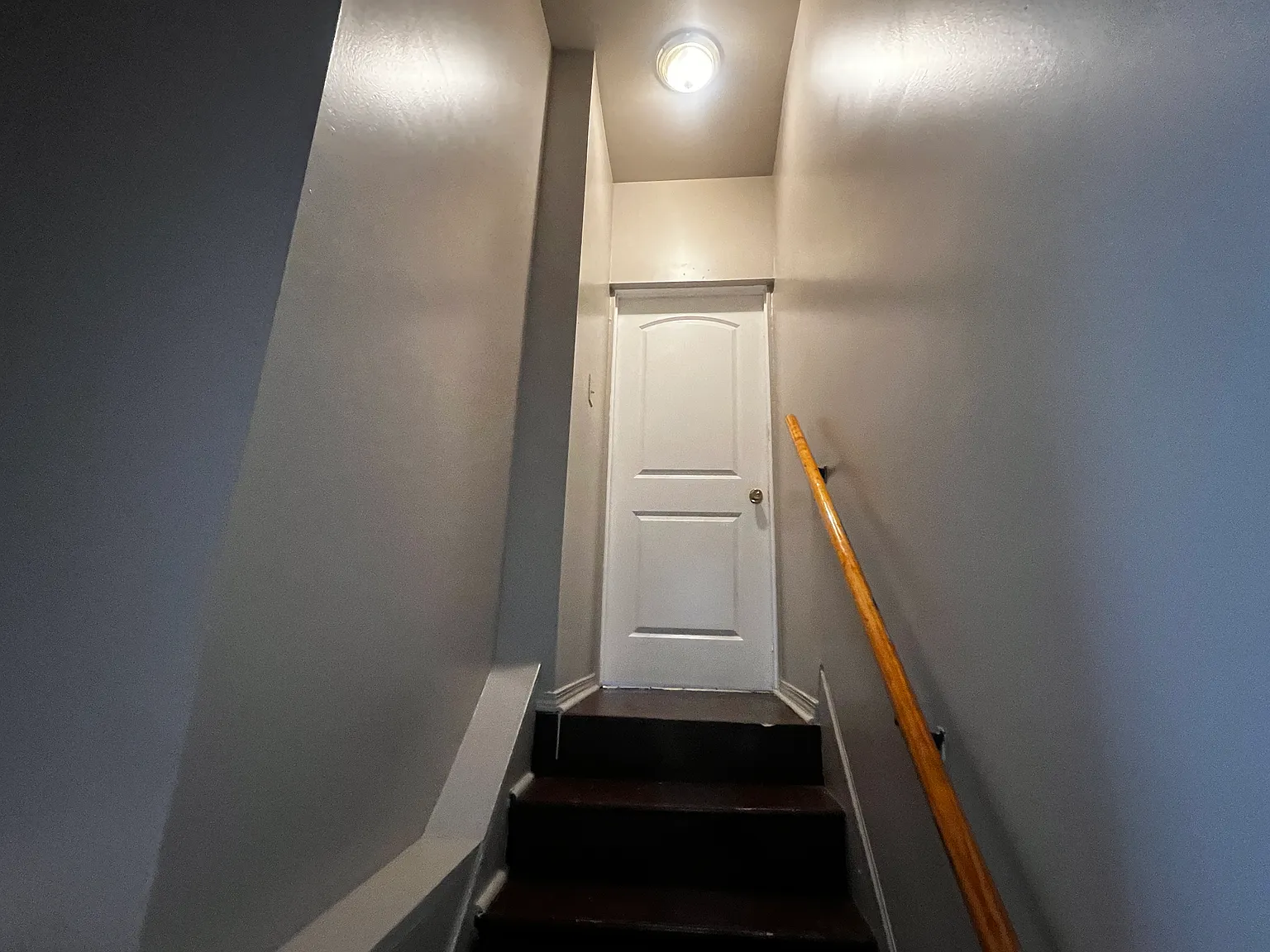 3 bed, 1100 sqft, $1,400 — Photo 2