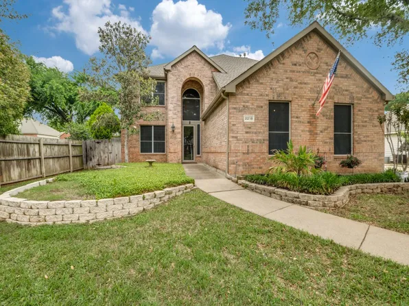 2218 Forest Creek Dr, Mansfield, TX 76063