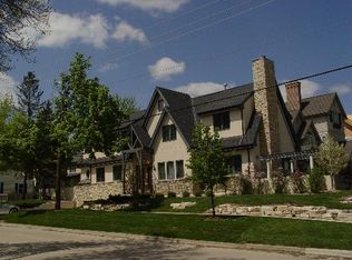 705 Chestnut St, Hinsdale, IL 60521