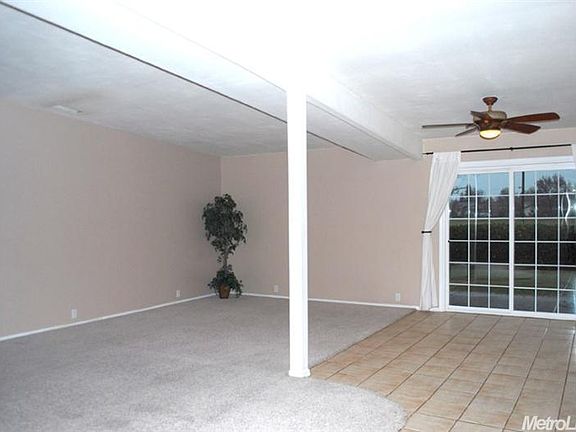 4th image of 842 W El Dorado Dr