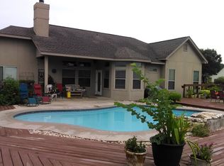 107 Colima St, Seguin, TX 78155