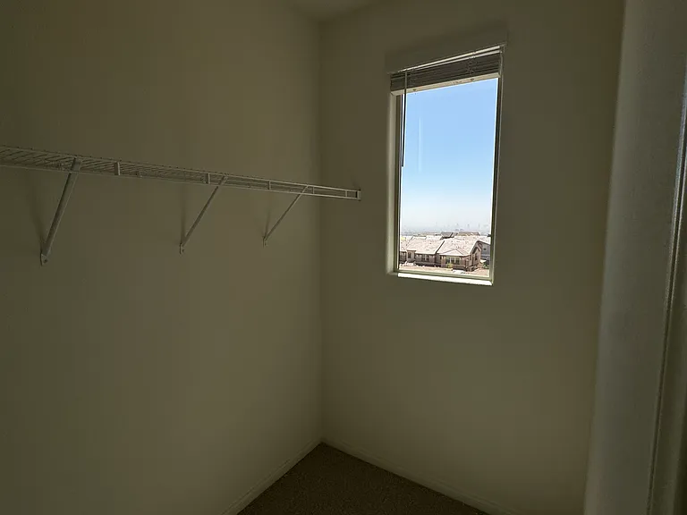 92 Hornbeck Ln — Photo 16