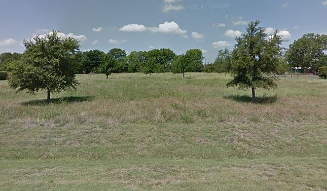 1st image of 13 White Rock Trl