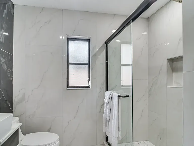 4636 Bay Crest Dr — Photo 50