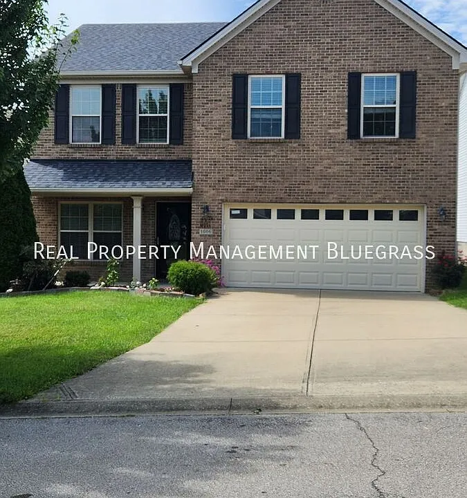 1006 Sugarbush Trl