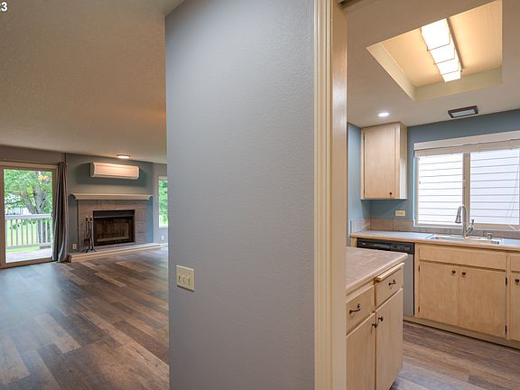 5th image of 2506 SE Baypoint Dr #U48