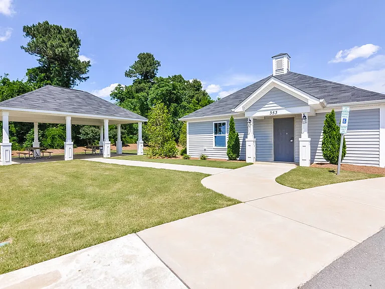 105 Lakemont Dr — Photo 16