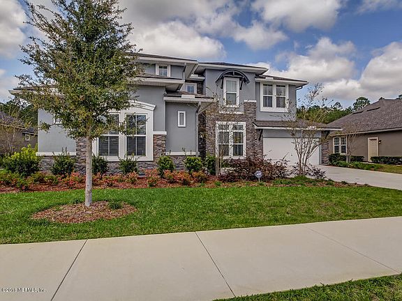3rd image of 1035 Autumn Pines Dr