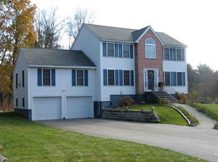 114 Photine Dr, Lowell, MA 01854