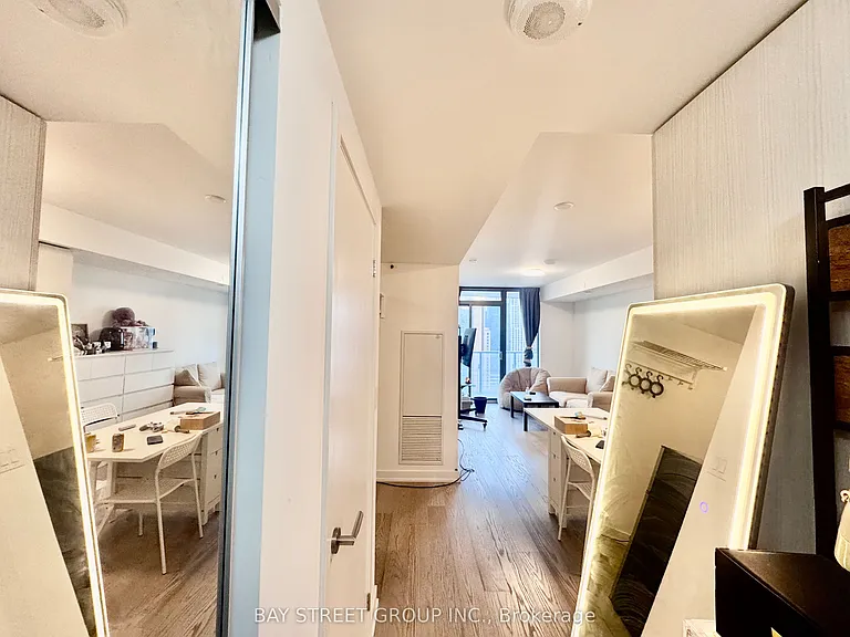 11 Wellesley St W #2103 — Photo 11