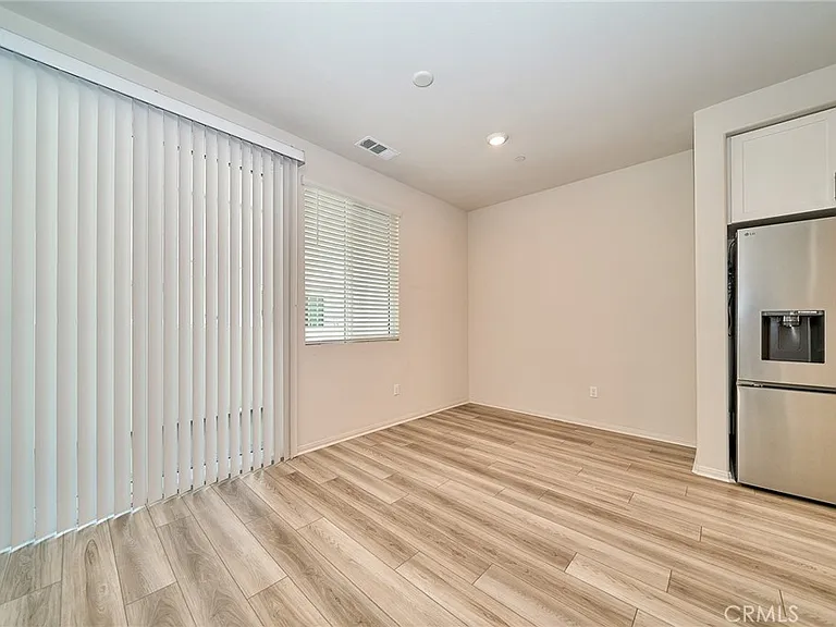 1672 Cayton Loop — Photo 6