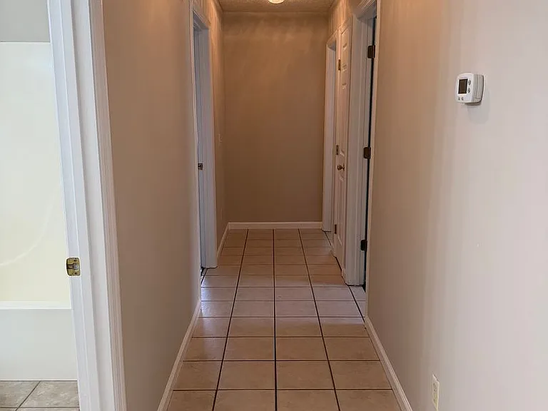 302 Windridge Dr — Photo 10