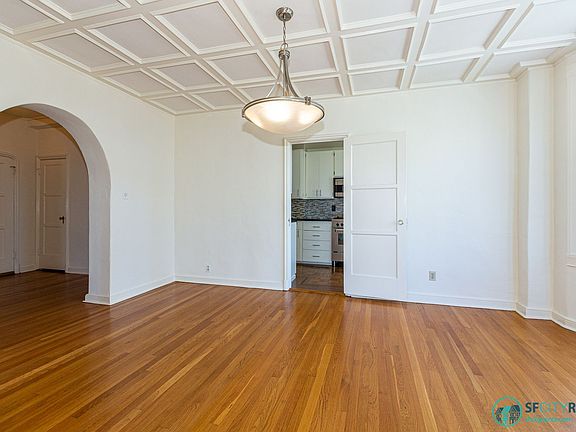 5th image of 2103 Pacific Ave Unit 403