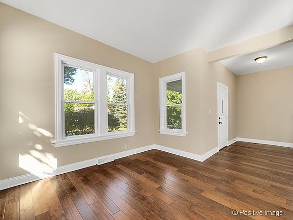 3rd image of 101 W Quincy St