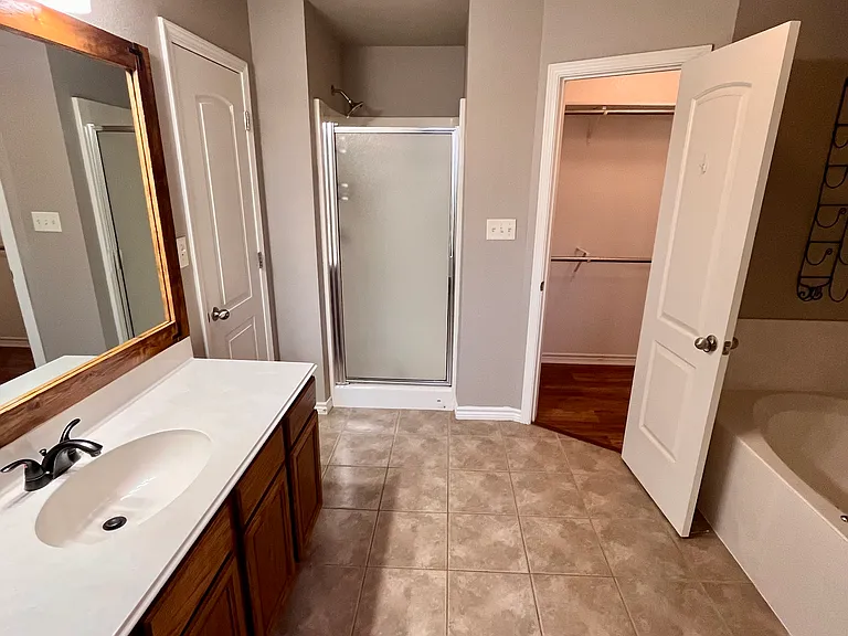 5415 Westmeadow Ln — Photo 10