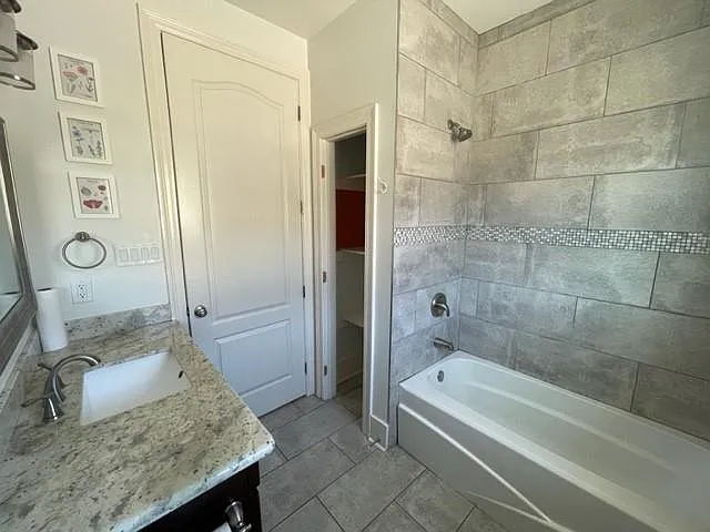 8601 Apricot St — Photo 9