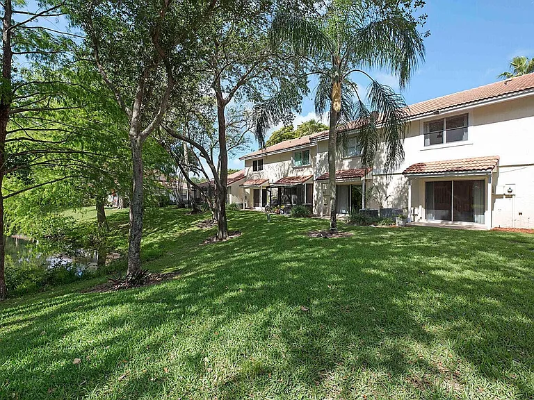 6384 Boca Cir — Photo 28
