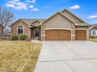 708 W Sandstone Ct, Andover, KS 67002