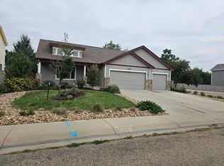 3398 White Buffalo Dr, Wellington, CO 80549