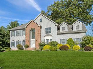 3 Ethel Ct, Bridgewater, NJ
