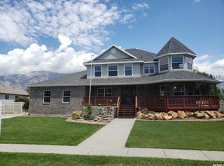 2618 W Remuda Dr, Farr West, UT 84404
