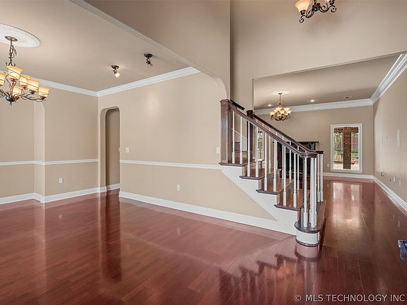 5th image of 2508 Kingston Dr