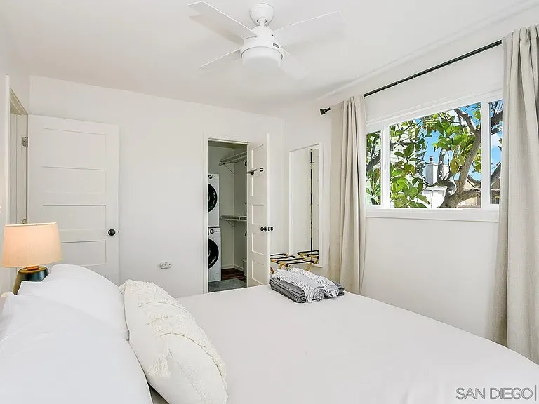 807 Dover Ct — Photo 30