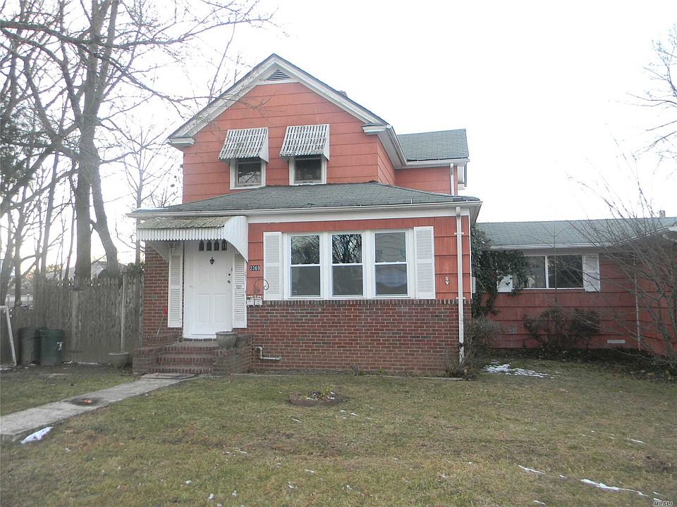 1st image of 2369 Lincoln St