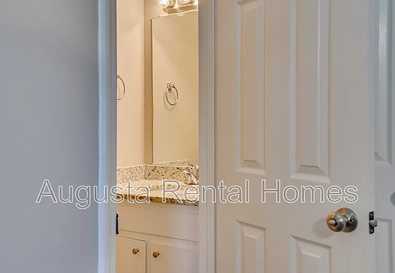 148 Chalet North Ct #148 — Photo 15