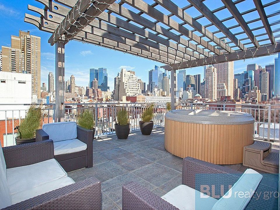 1st image of 505 W 47th St #Ph5s