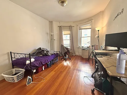 1908 Beacon St #2A Photo 1