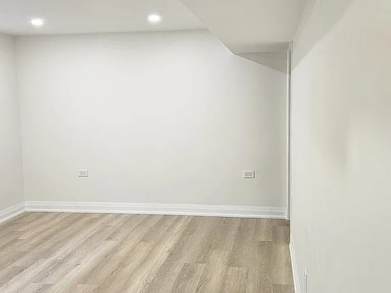 Trillium Dr — Photo 18