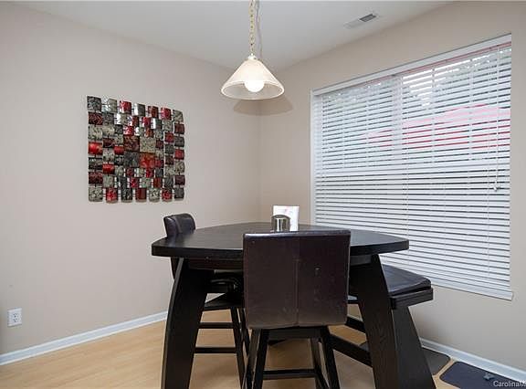 5th image of 506 Gillcreek Ct