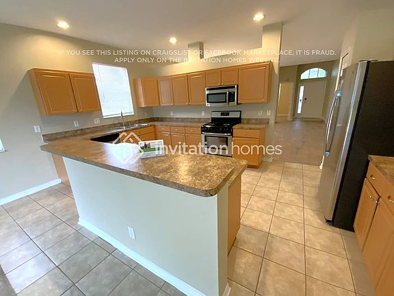 3rd image of 12607 Bramfield Dr