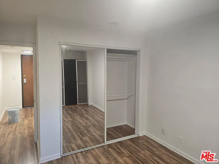 435 S Virgil Ave #113 — Photo 12