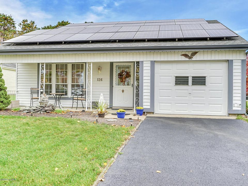 1st image of 126 Buckingham Dr