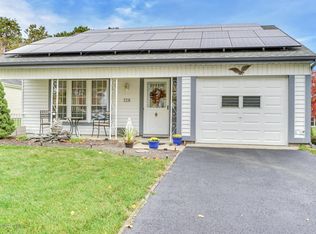 126 Buckingham Dr, Manchester, NJ