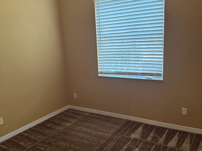 2693 Sunset Lake Dr — Photo 25