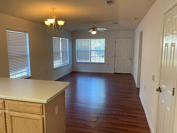 5th image of 3052 Flintlock Dr