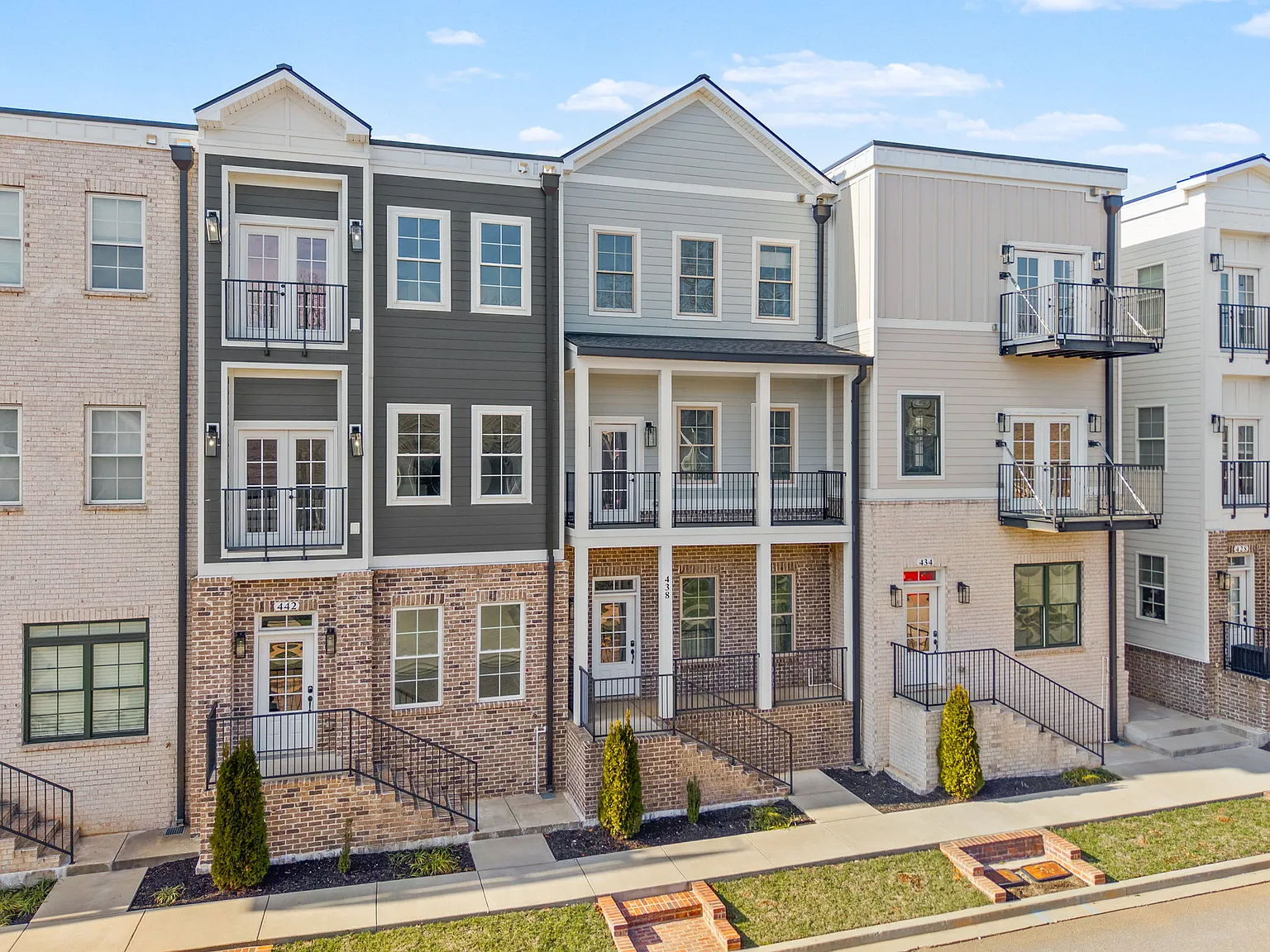 Pleasant View Village Townhomes — Photo 2